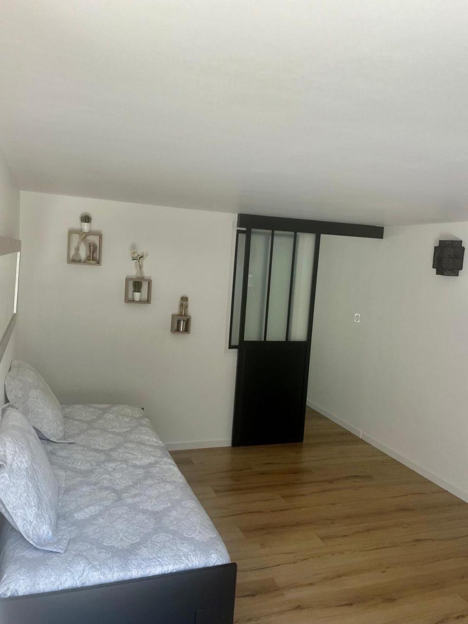 Charmant Et Confortable Appartement Нарбонна Экстерьер фото