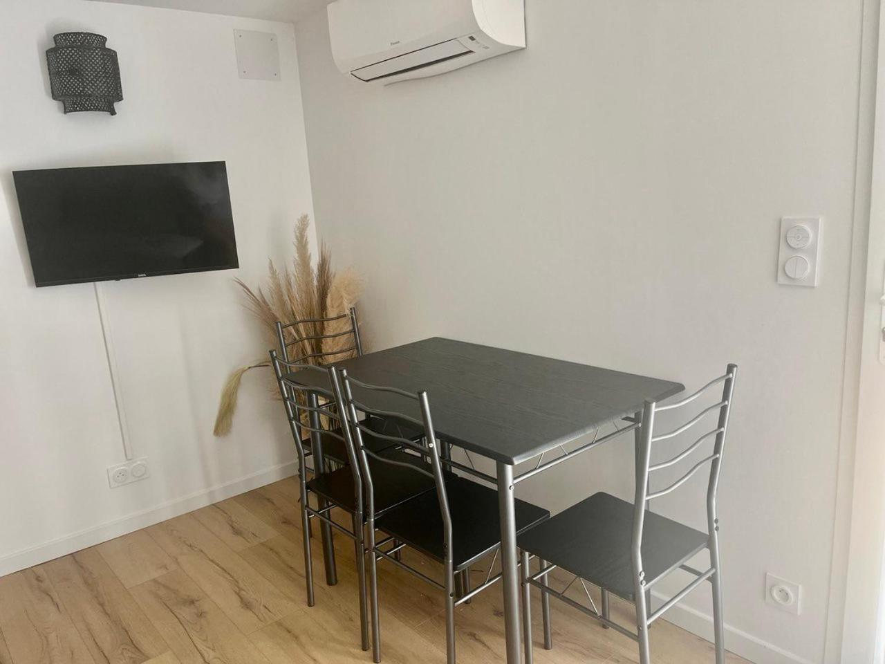 Charmant Et Confortable Appartement Нарбонна Экстерьер фото